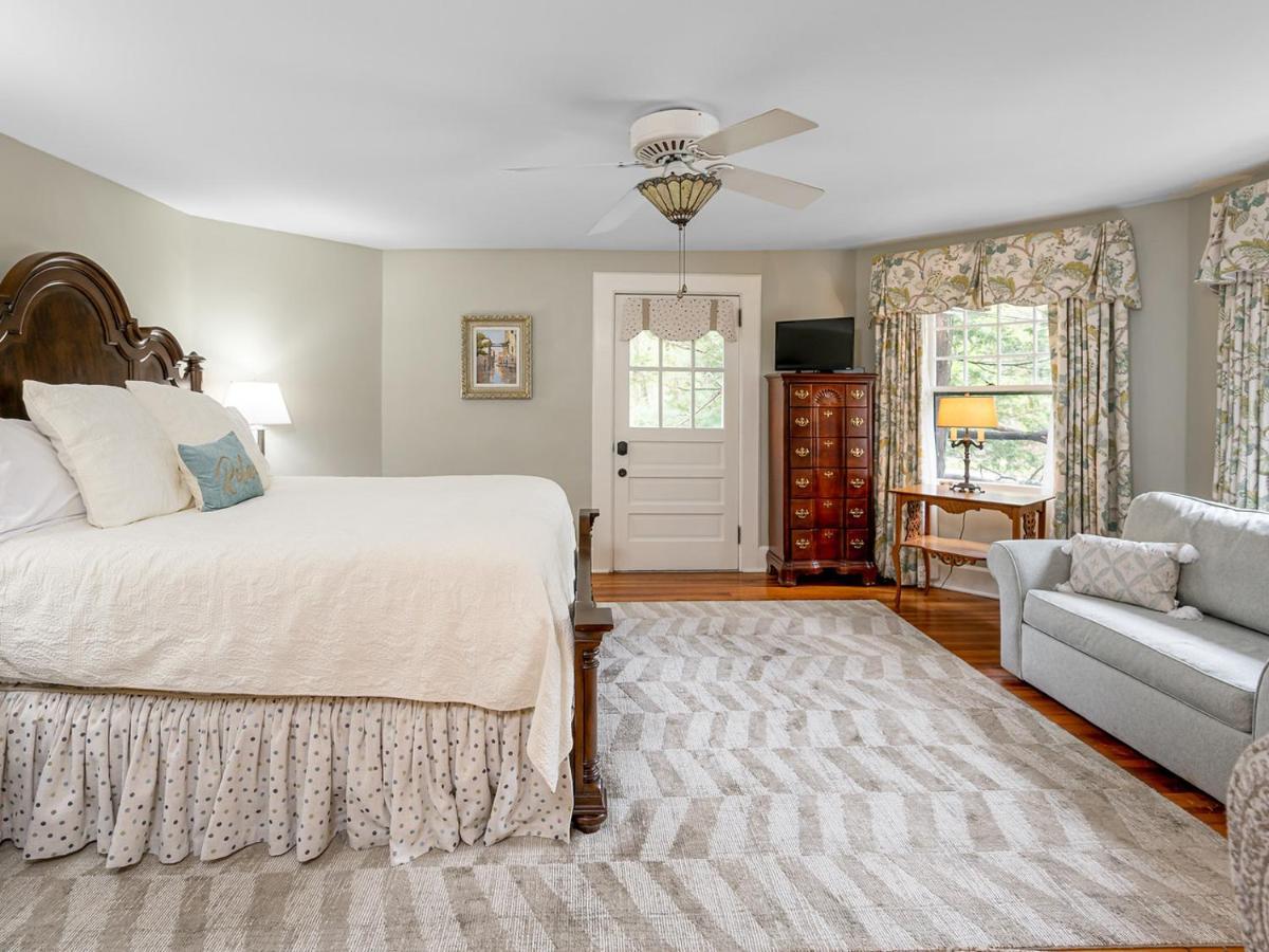 Pinecrest Bed & Breakfast Asheville Exteriör bild