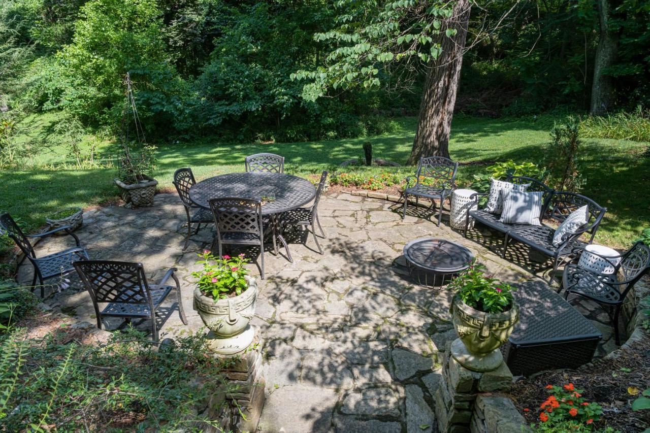 Pinecrest Bed & Breakfast Asheville Exteriör bild
