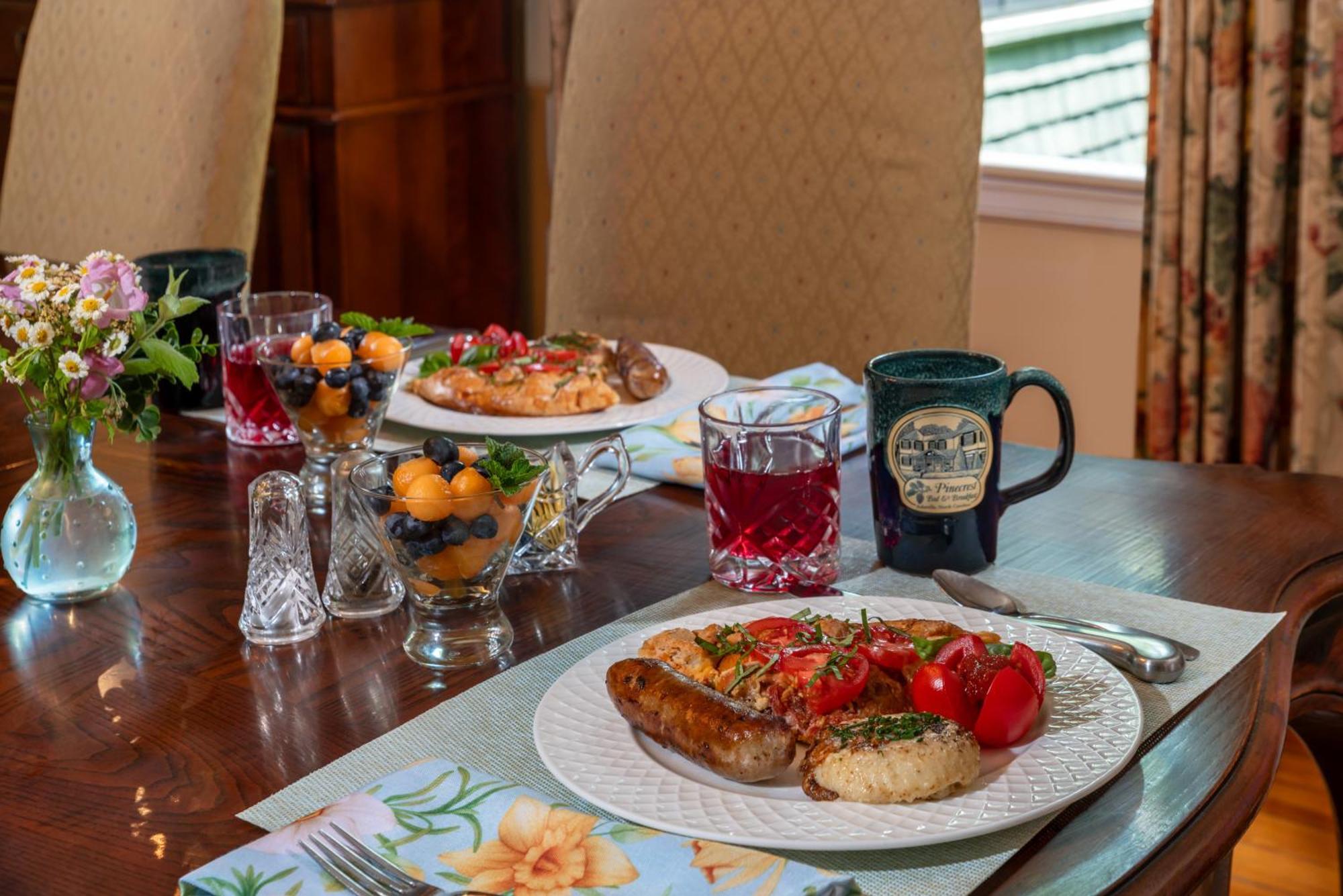 Pinecrest Bed & Breakfast Asheville Exteriör bild
