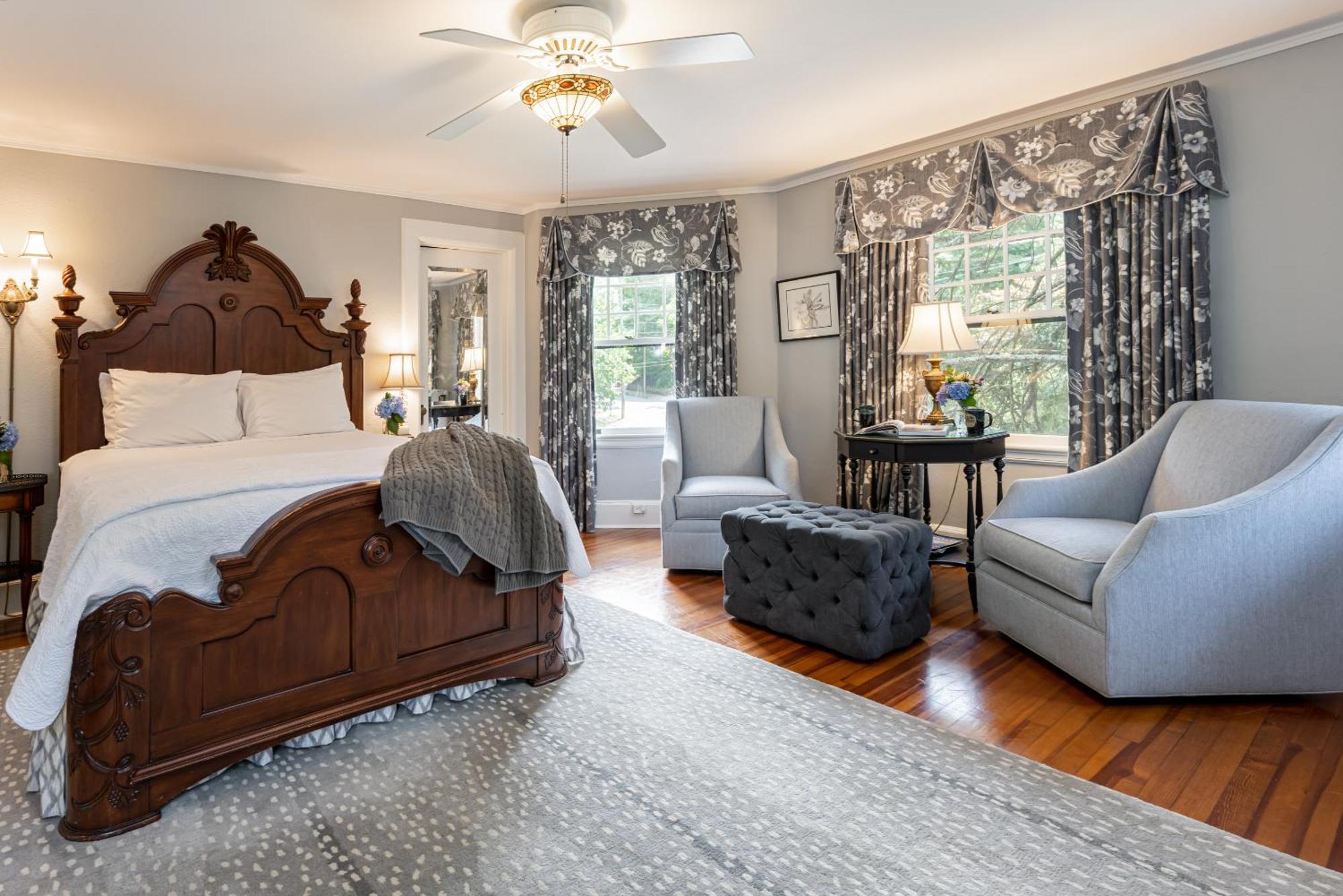 Pinecrest Bed & Breakfast Asheville Exteriör bild