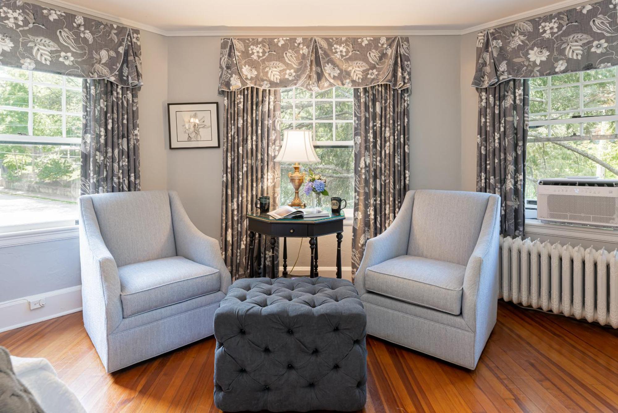 Pinecrest Bed & Breakfast Asheville Exteriör bild