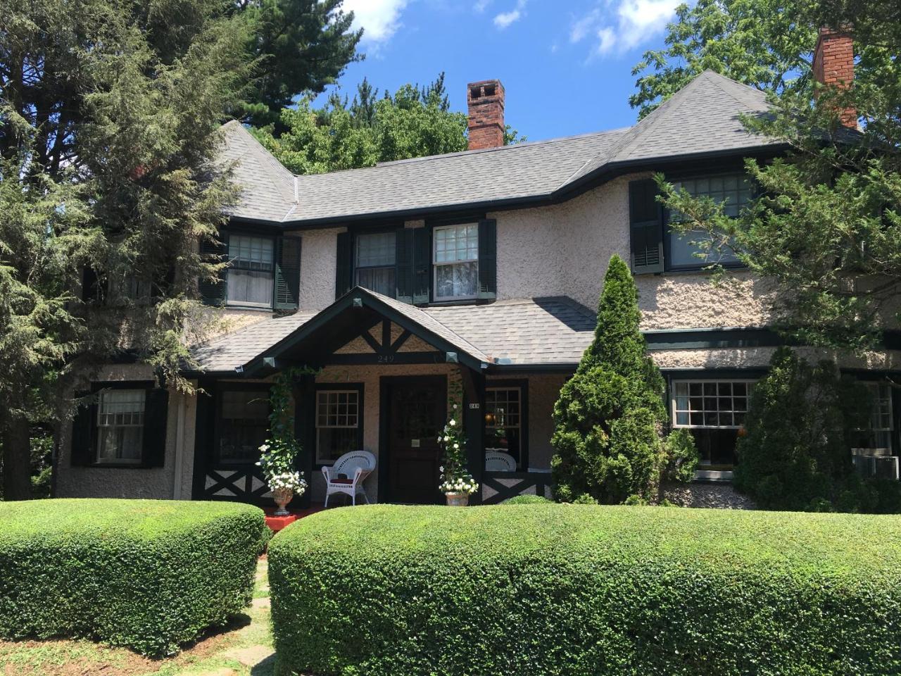 Pinecrest Bed & Breakfast Asheville Exteriör bild
